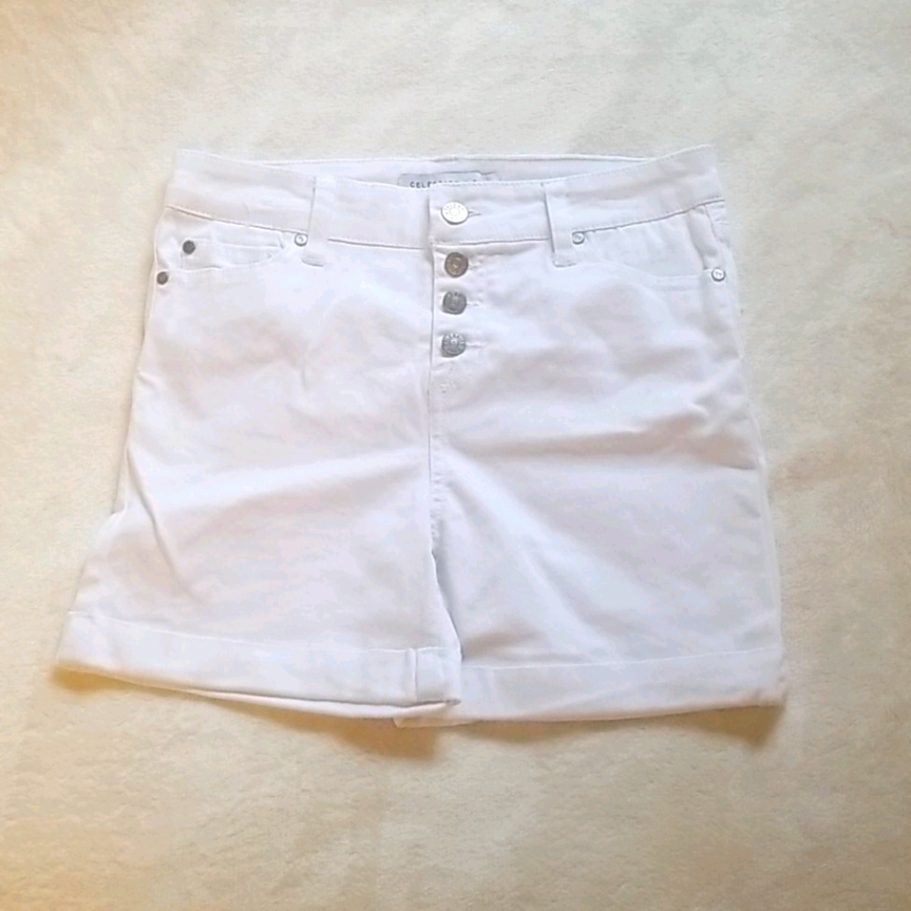 White High waisted Shorts